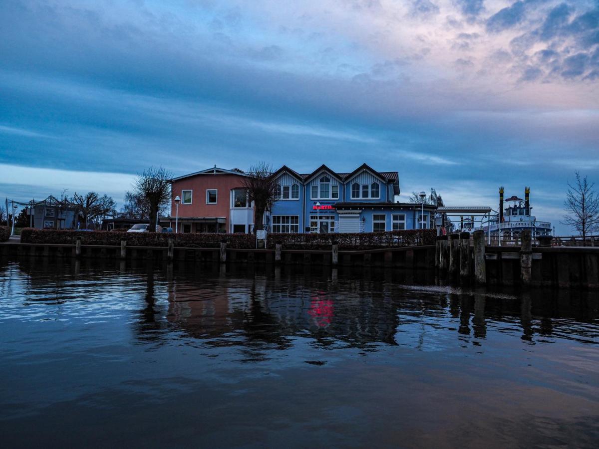 Ostseelagune Zingst, Exklusive Dhh, Strandnah, Sauna, Kamin, 3 Sz, 2 Baeder, Glasfaser, Haustierfrei, Garten Mit Suedterrasse, E-Ladesaeule, 2 Stellplaetze, Strandkorb, Fahrradschuppen, Waschmaschine, Trockner, Nichtraucher Kültér fotó